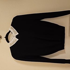 Pullover sweater with rhinestone collar